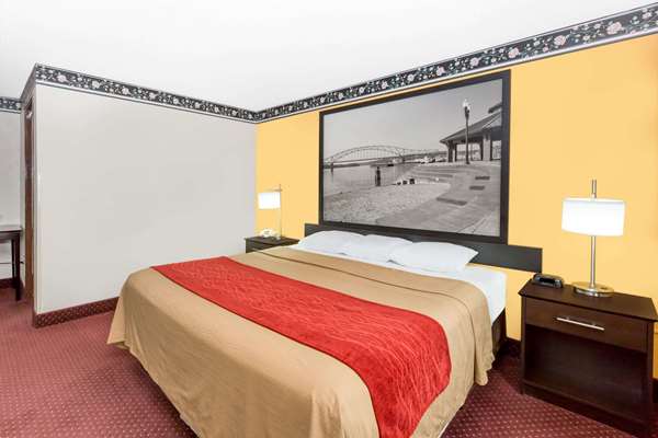 Suite - Super 8 Hotel Ames - I-35, Exit 111