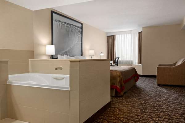  - Ramada Hotel near the Falls Niagara Falls