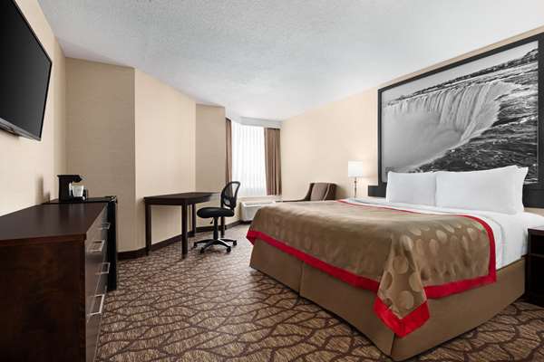  - Ramada Hotel near the Falls Niagara Falls
