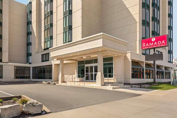 Exterior view - Ramada Hotel near the Falls Niagara Falls