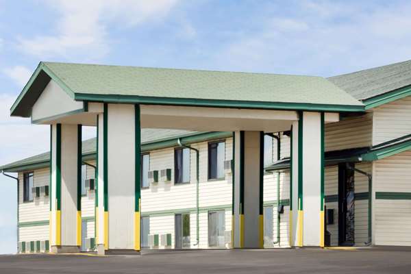 Exterior view - Super 8 Hotel North Carroll