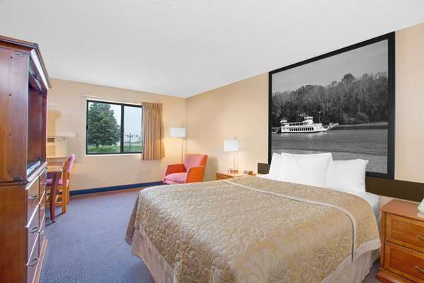  - Super 8 Hotel Clear Lake - I-35, Exit 193