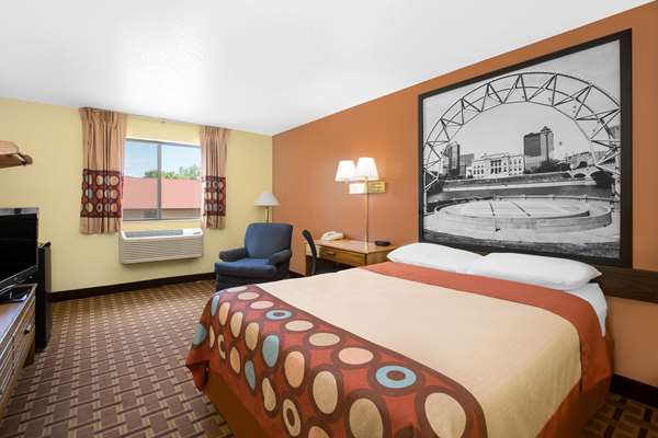  - Super 8 Hotel Boone