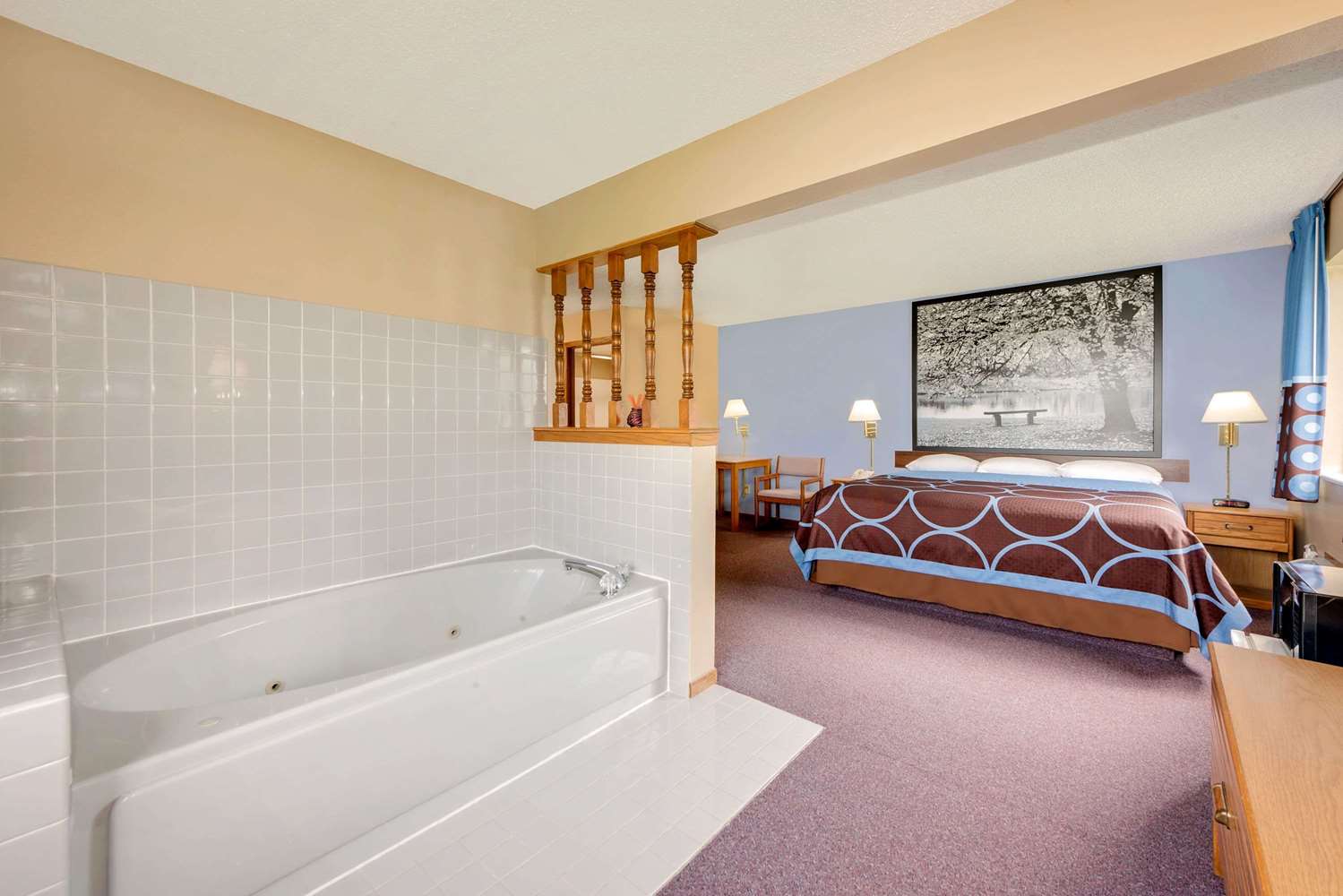 Super 8 Hotel Chariton, IA See Discounts