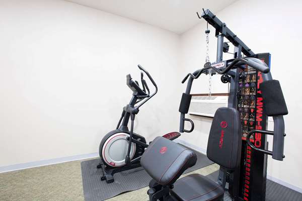Fitness/ Exercise Room - Super 8 Hotel Sioux City