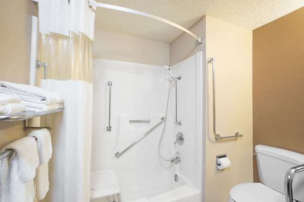  - Super 8 Hotel Sioux City