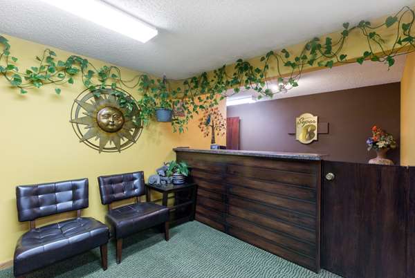  - Super 8 Hotel Perry