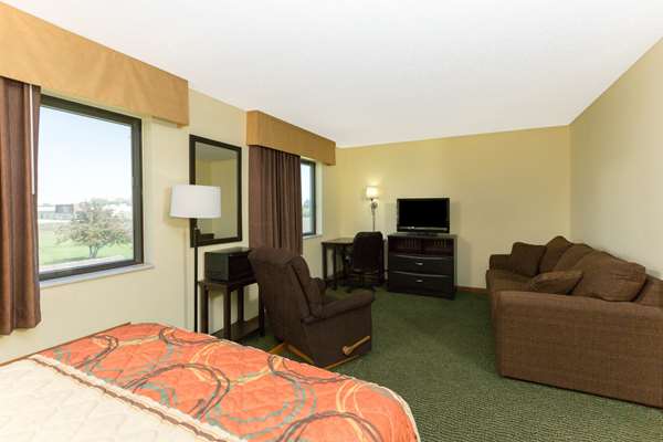  - Super 8 Hotel Perry