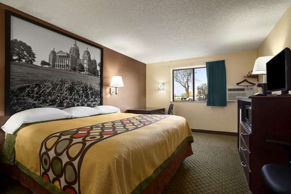  - Super 8 Hotel East Cedar Rapids