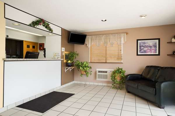  - Super 8 Hotel East Cedar Rapids