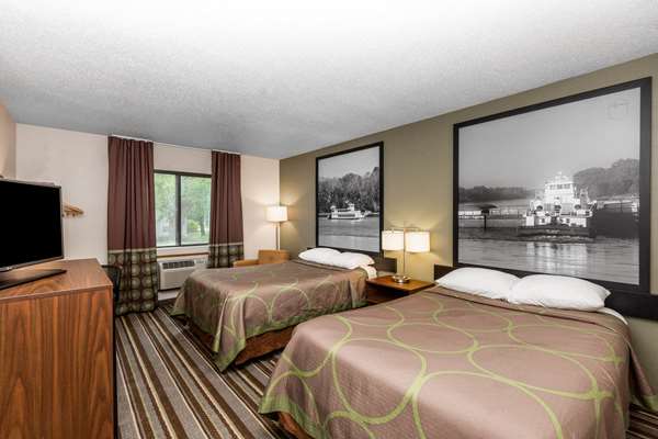  - Super 8 Motel Storm Lake