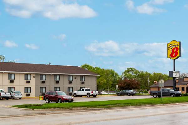 Exterior view - Super 8 Motel Storm Lake