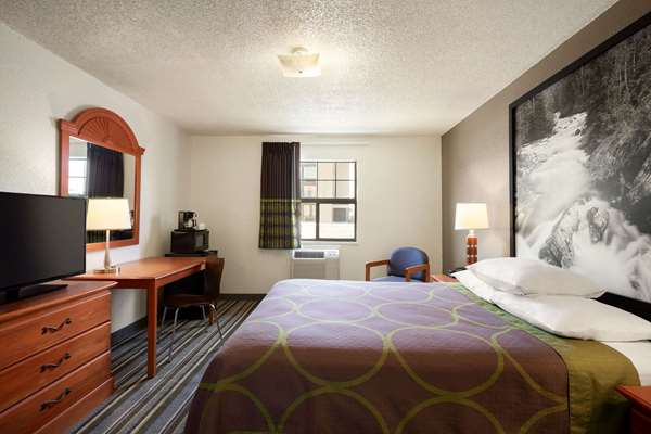  - Super 8 Hotel Air Force Academy Colorado Springs - I-25, Exit 150