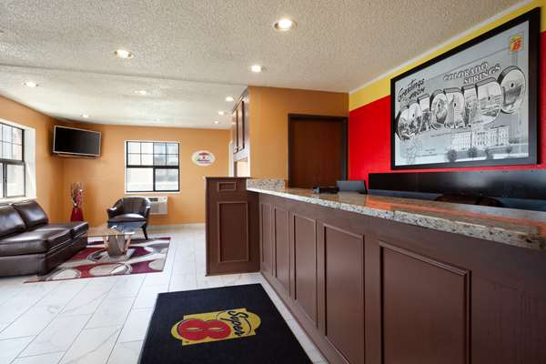  - Super 8 Hotel Air Force Academy Colorado Springs - I-25, Exit 150