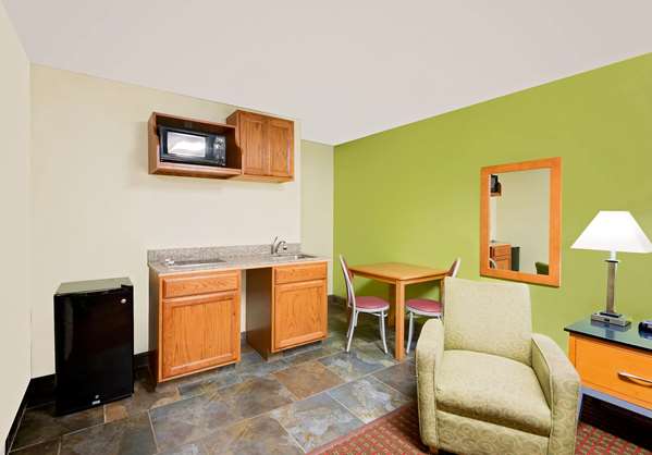 Suite - Days Inn Fort Dodge