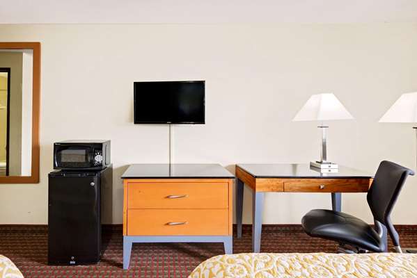  - Days Inn Fort Dodge