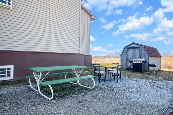  - Super 8 Motel Fort Madison