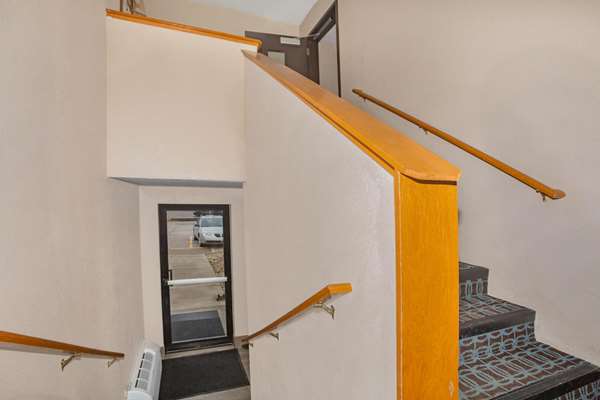  - Super 8 Motel Fort Madison