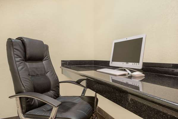 Conference Area - Super 8 Hotel Ottumwa