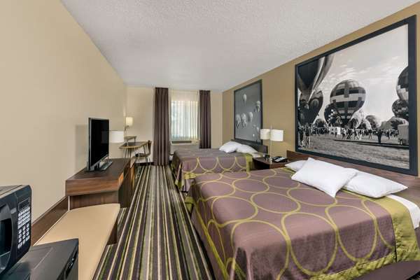  - Super 8 Hotel Roswell