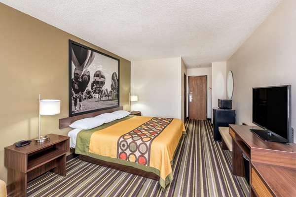  - Super 8 Hotel Roswell