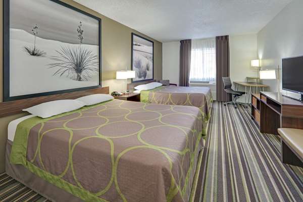  - Super 8 Hotel Roswell
