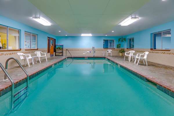 Pool - Super 8 Hotel Roswell
