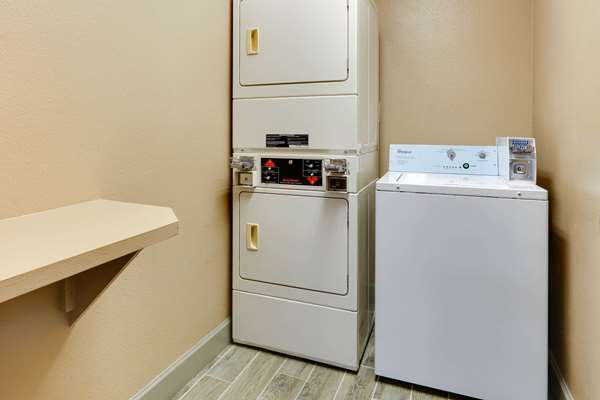 Amenities - Super 8 Hotel Roswell