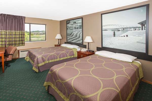  - Super 8 Hotel Anamosa