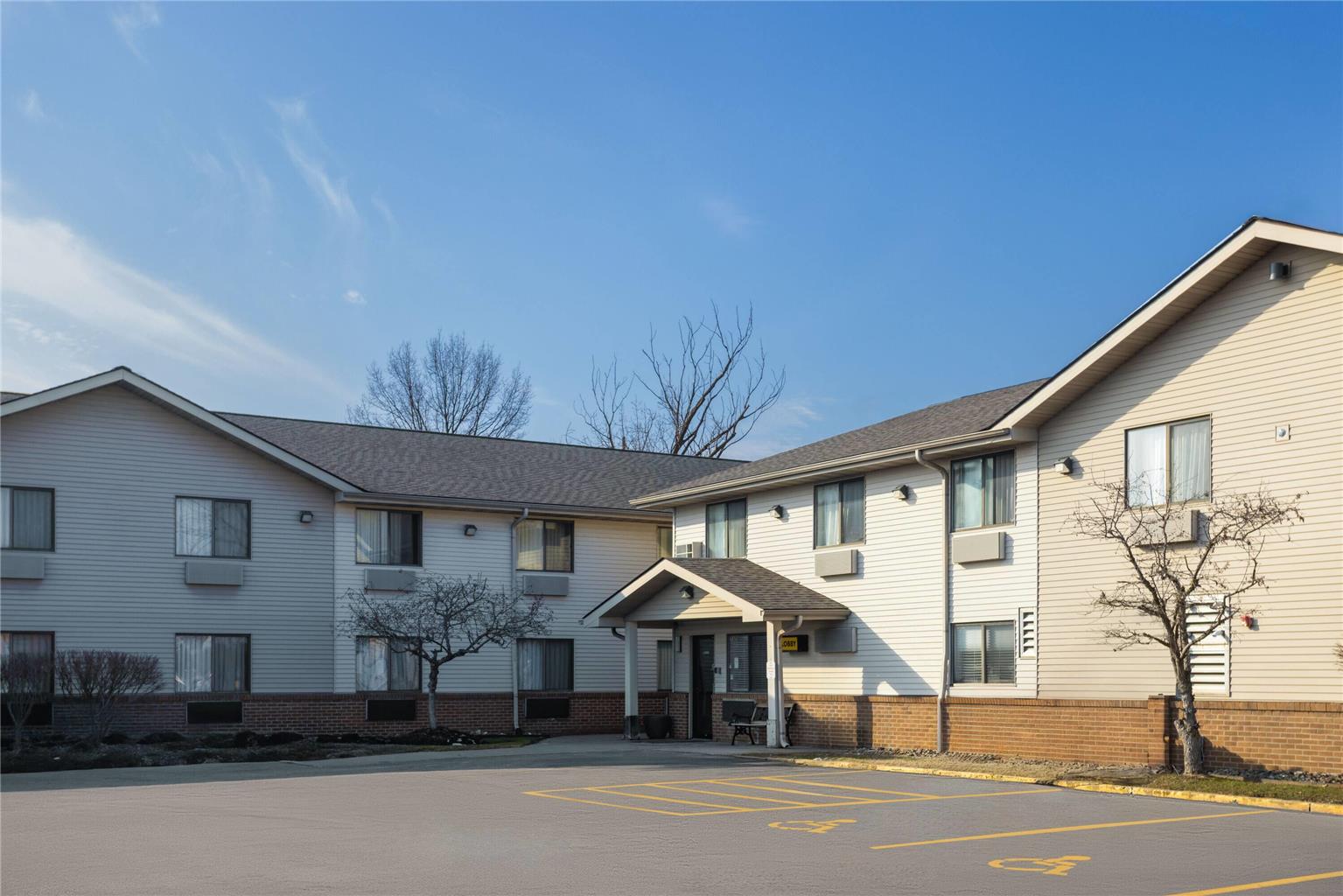 Super 8 Mentor/Cleveland Area