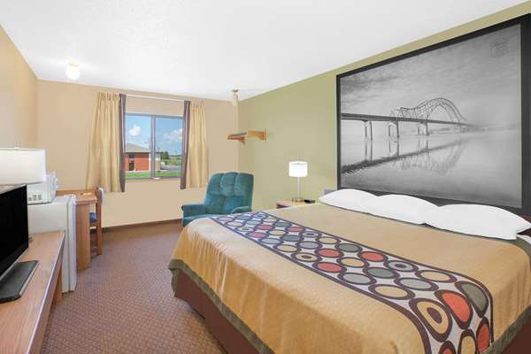  - Super 8 Hotel Mt Pleasant
