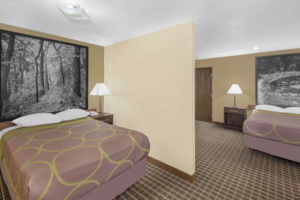 Suite - Super 8 Hotel Webster City