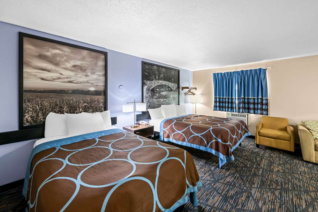 SUPER 8 BY WYNDHAM COUNCIL BLUFFS I-guestroom-Guest Room,Suite,On-Site.jpg