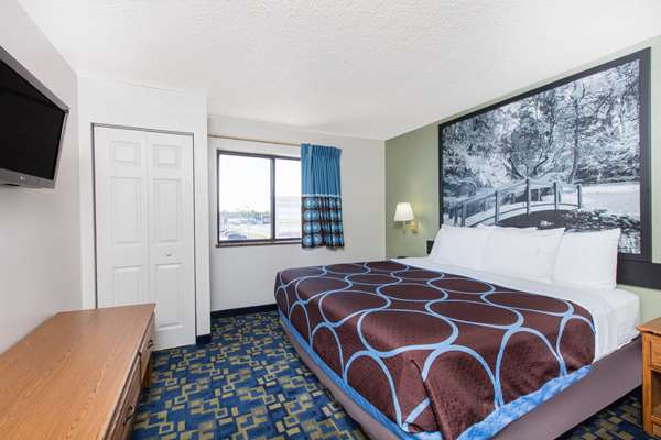  - Super 8 Hotel Aberdeen - I-95, Exit 85