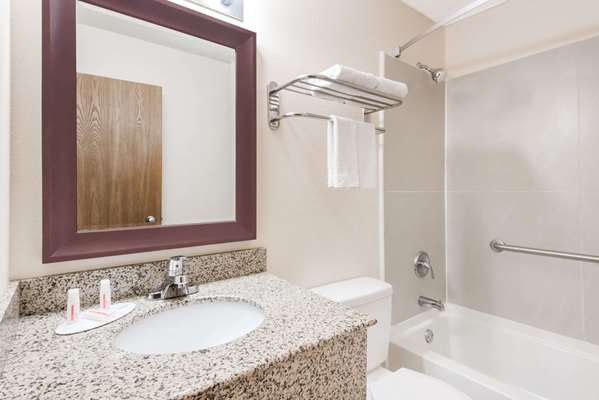  - Super 8 Hotel LaVale