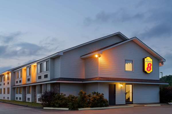Exterior view - Super 8 Hotel Westbrook - I-95, Exit 48