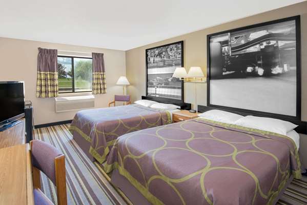  - Super 8 Hotel Knoxville