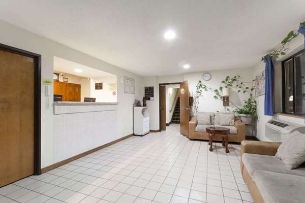  - Super 8 Hotel Lewiston - I-95, Exit 80