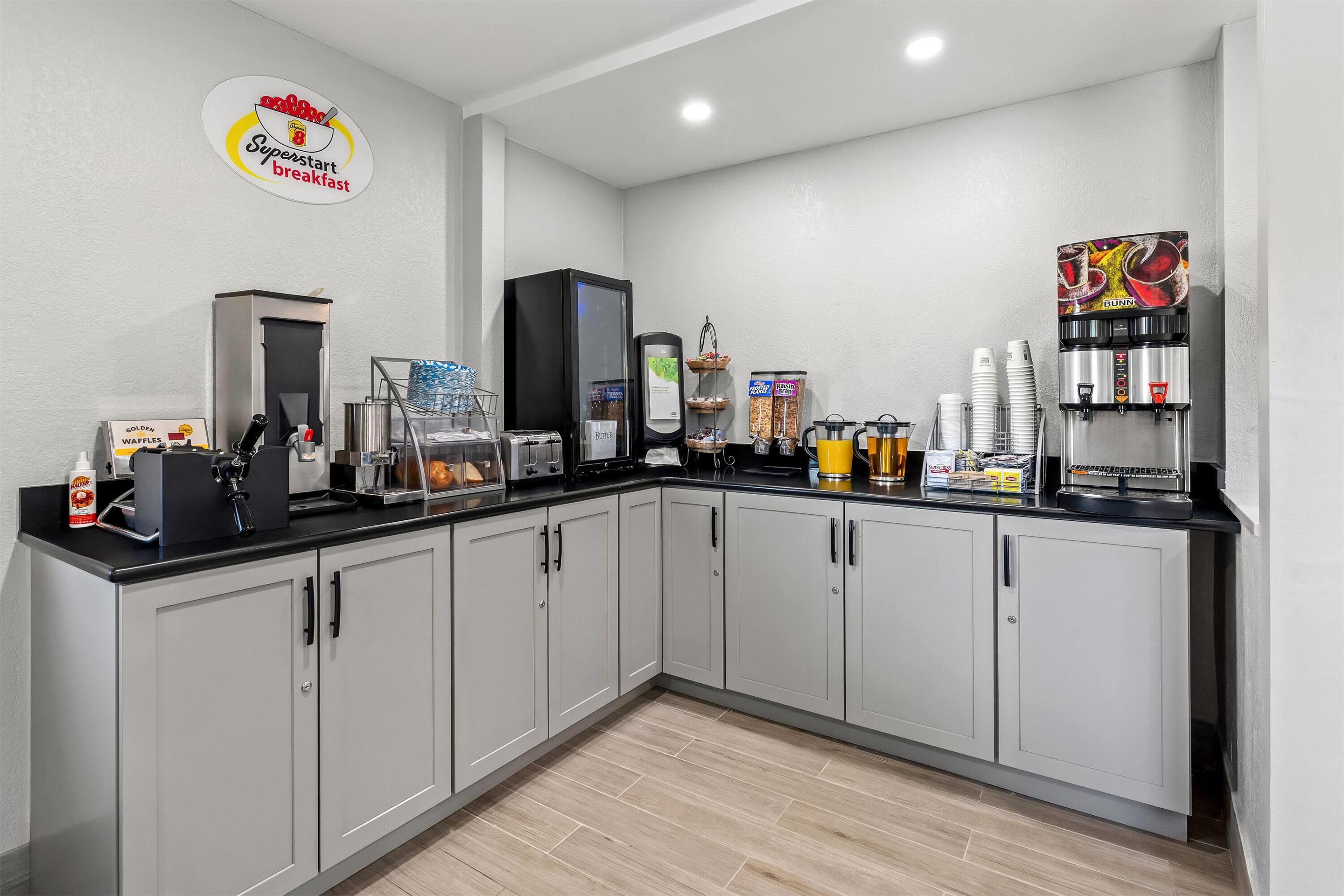 Undefined | Super 8 by Wyndham Lewiston Auburn Area