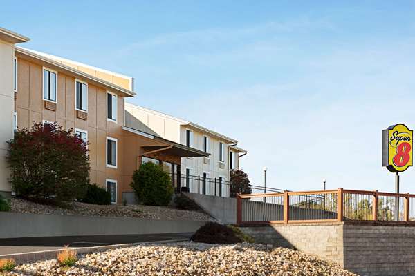 Exterior view - Super 8 Hotel Hannibal