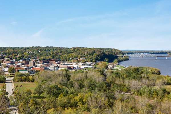  - Super 8 Hotel Hannibal