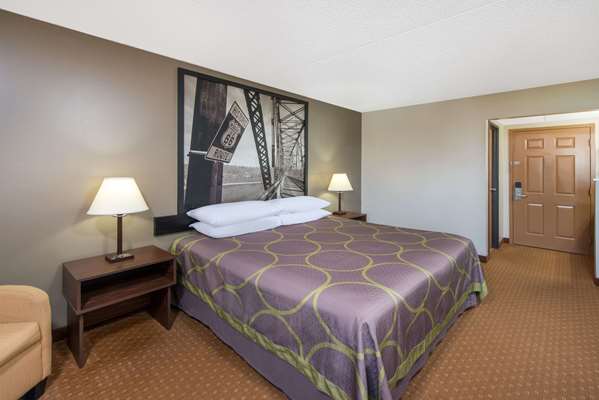  - Super 8 Hotel Branson