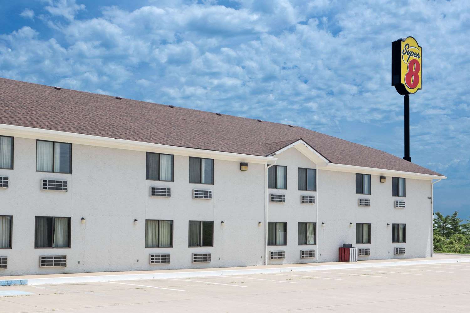 Super 8 Hotel Boonville Mo See S Exterior View Super 8 Hotel Boonville