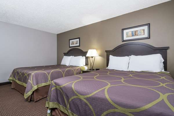  - Super 8 Hotel Bismarck - I-94, Exit 159