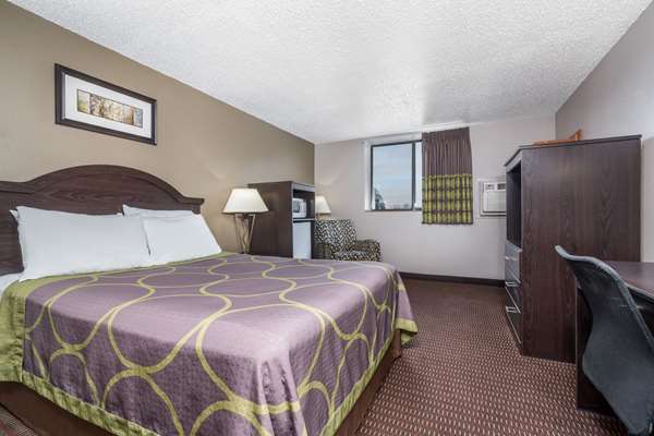 - Super 8 Hotel Bismarck - I-94, Exit 159