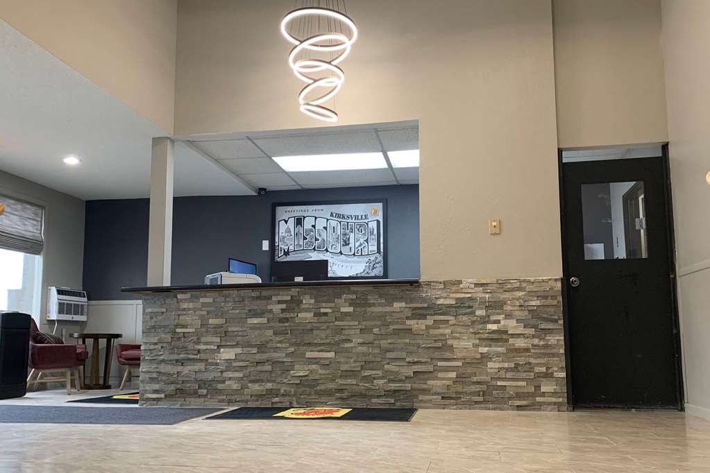 Super 8 by Wyndham Kirksville