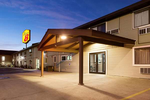 Exterior view - Super 8 Motel Houghton