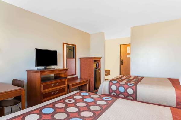  - Super 8 Hotel Imlay City