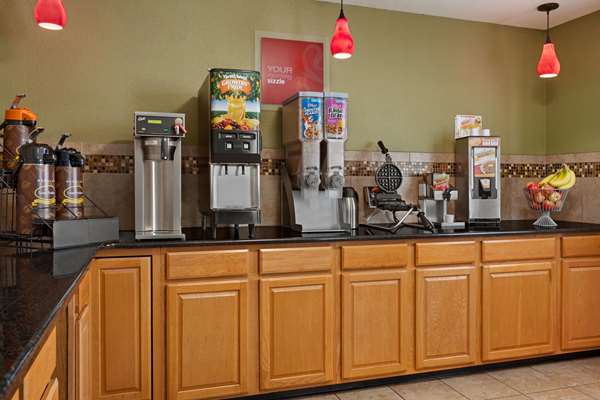  - Super 8 Hotel Miner Area Sikeston - I-55, Exit 67