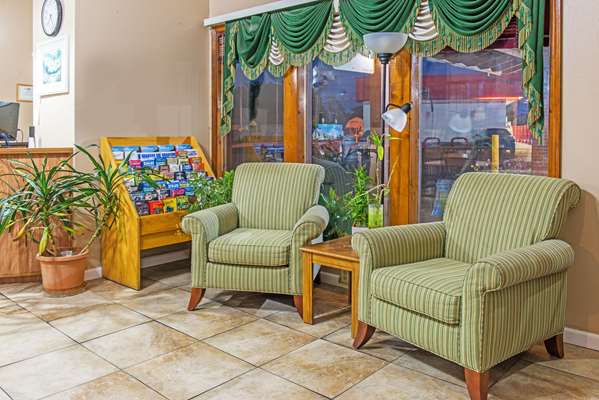  - Super 8 Hotel Sullivan